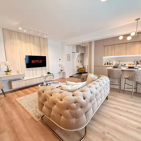 Finest Citycenter With Free Garage Apartamento Timisoara
